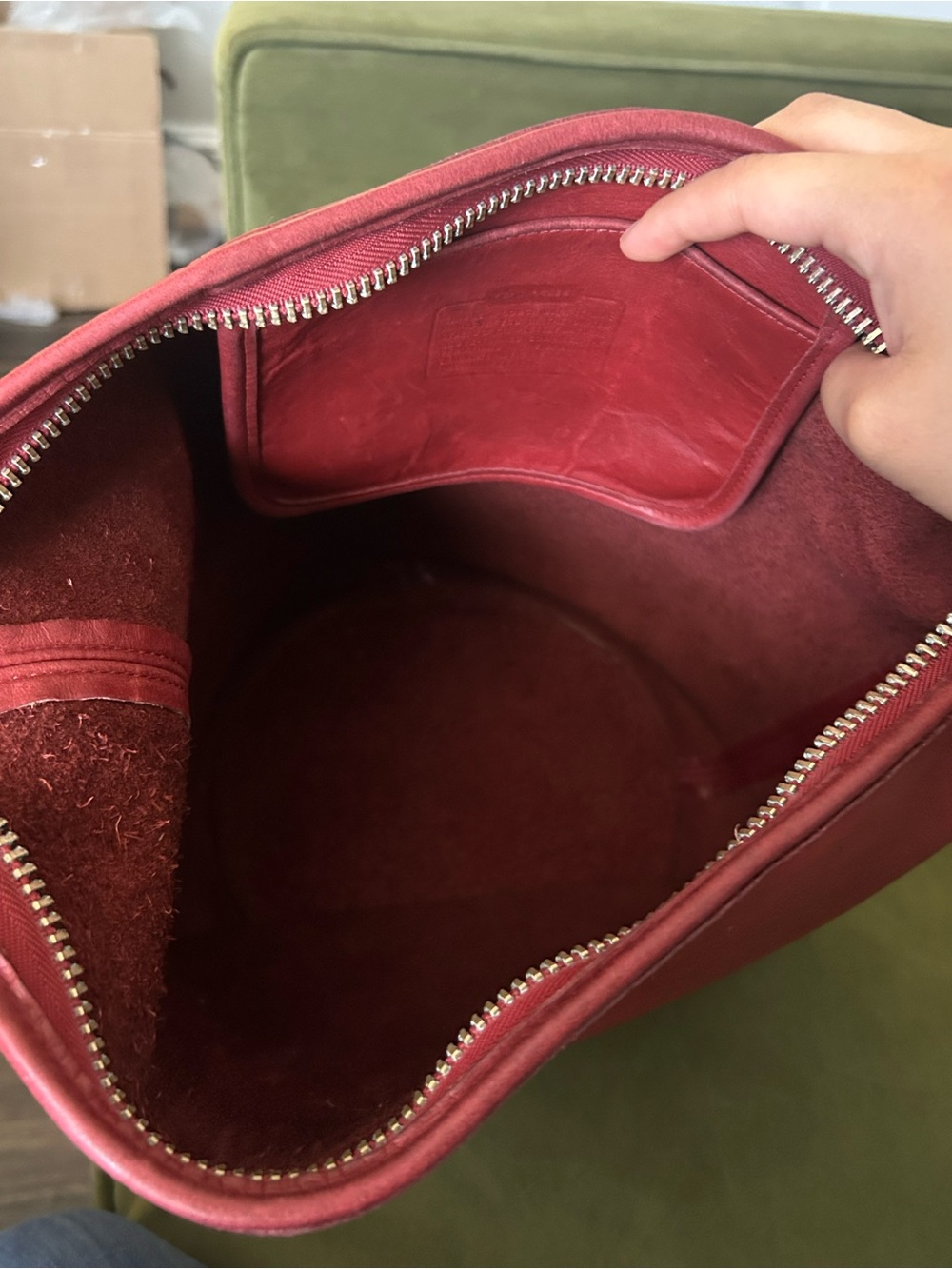 Vintage Coach Duffel Shoulder Bag 9085 XL Red Leather - Picture 12 of 16